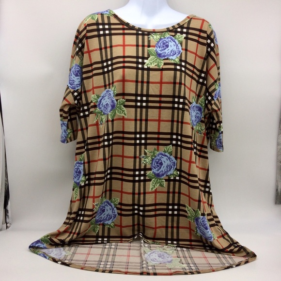 LuLaRoe Tops - LuLaRoe Check Pattern w/Blue Roses Short Sleeve Top